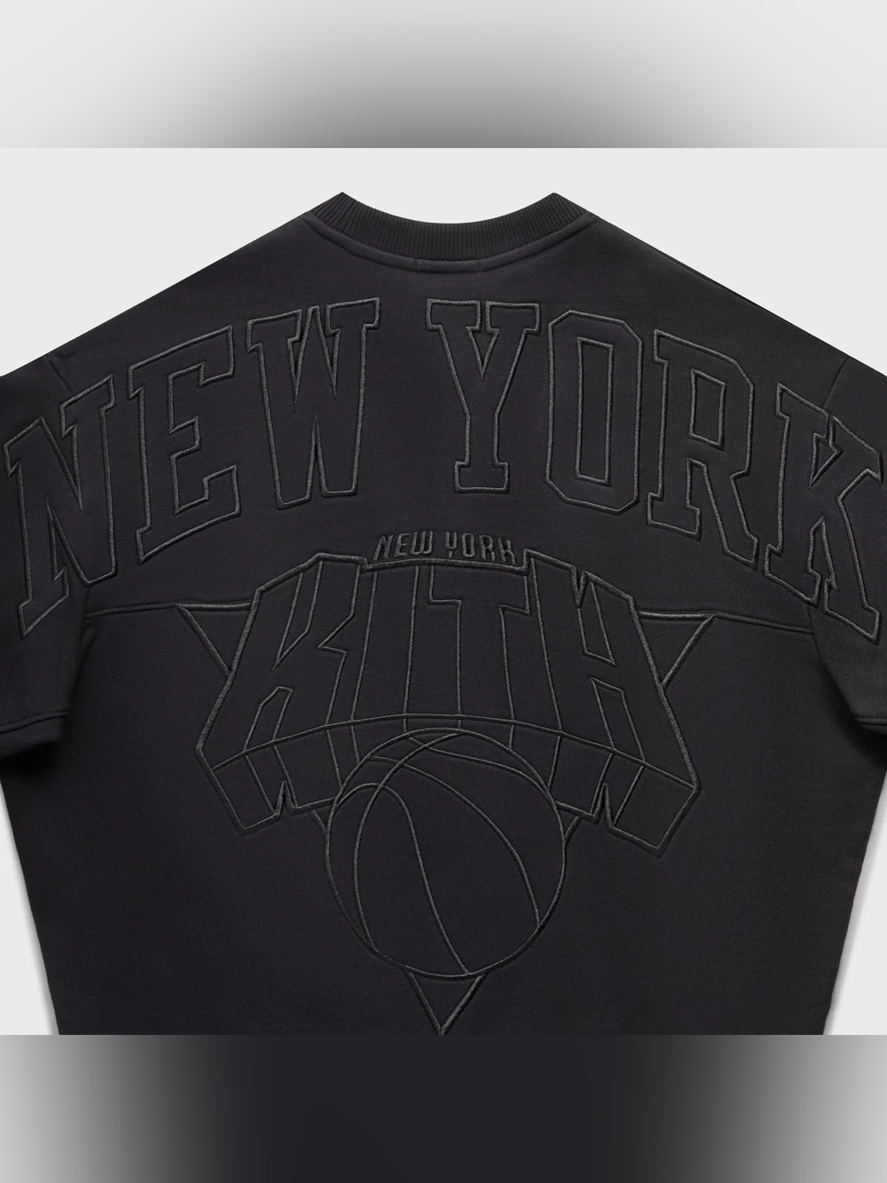 NWT Kith for the New York Knicks Tonal Vintage Crewneck - S